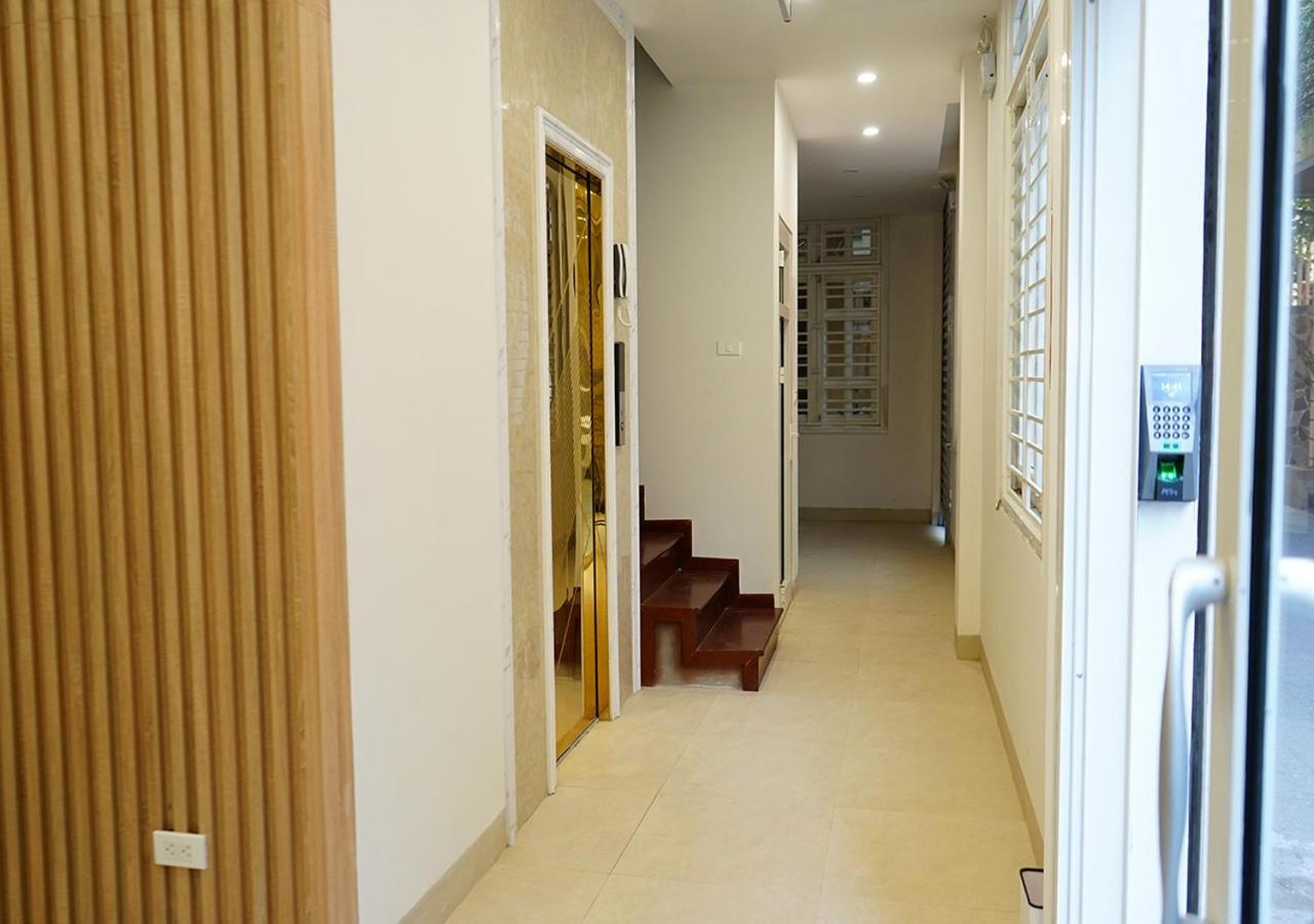 Lyn House - Service Apartment Hoang Quoc Viet ฮานอย ภายนอก รูปภาพ